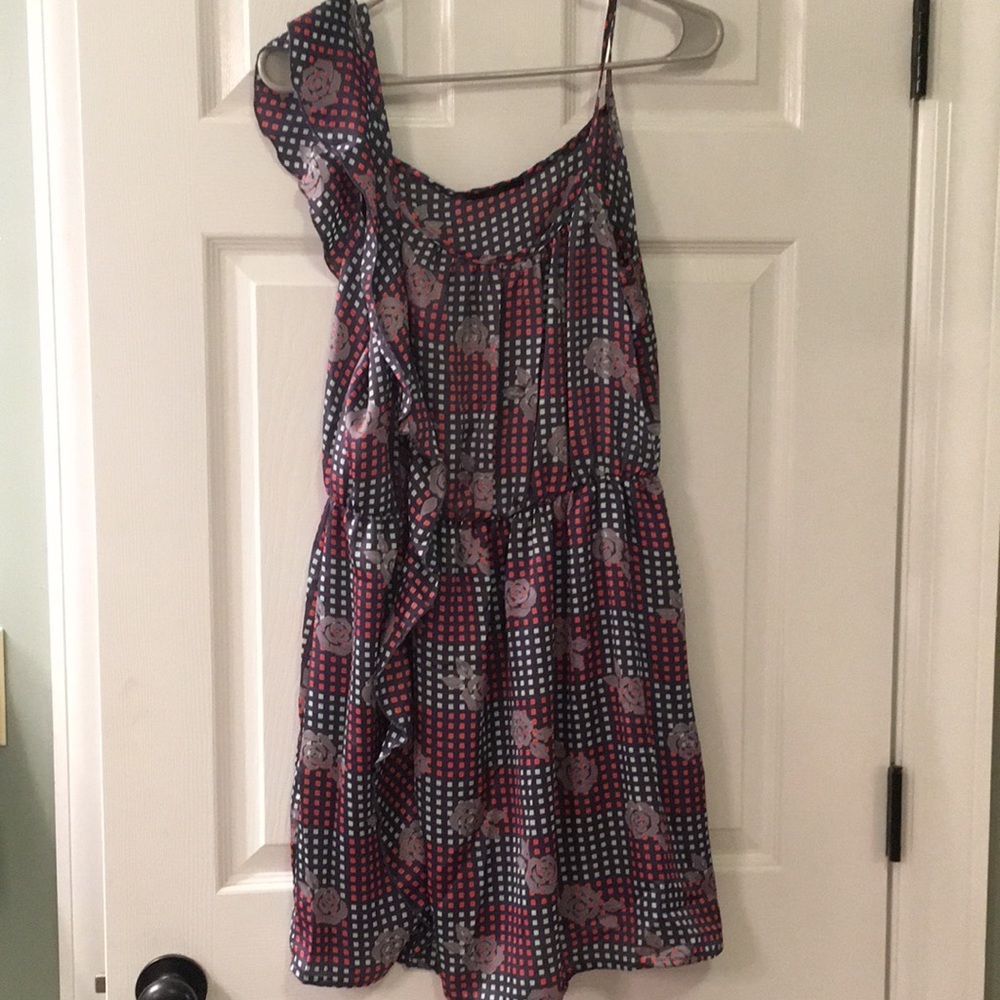 Soprano ruffle dress